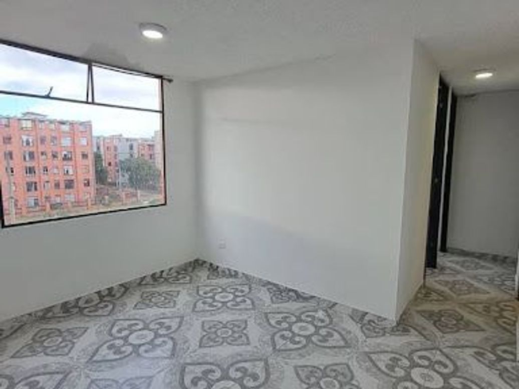 Apartamento de 3 alcobas en venta en Parcela El Porvenir, Bogotá, 43 m² · foto 4 de 20