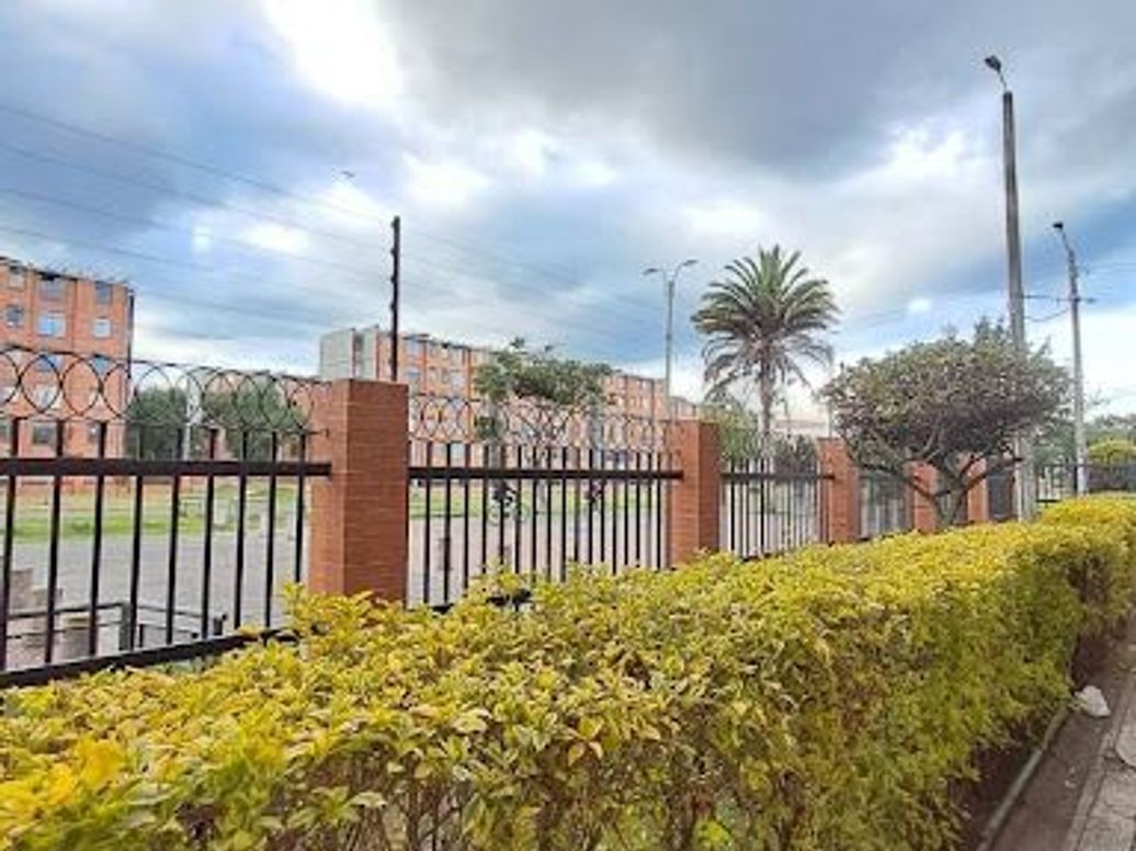 Apartamento de 3 alcobas en venta en Parcela El Porvenir, Bogotá, 43 m² · foto 19 de 20