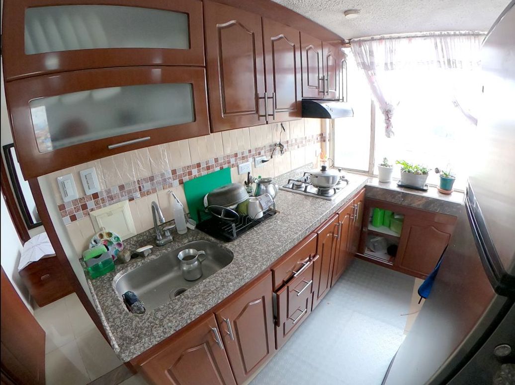 Apartamento de 5 alcobas en venta en Eduardo Santos, Bogotá, 129 m² · foto 2 de 20