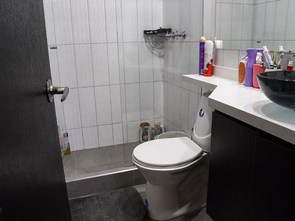 Apartamento de 3 alcobas en venta en Engativá, Bogotá, 85 m² · foto 10 de 14