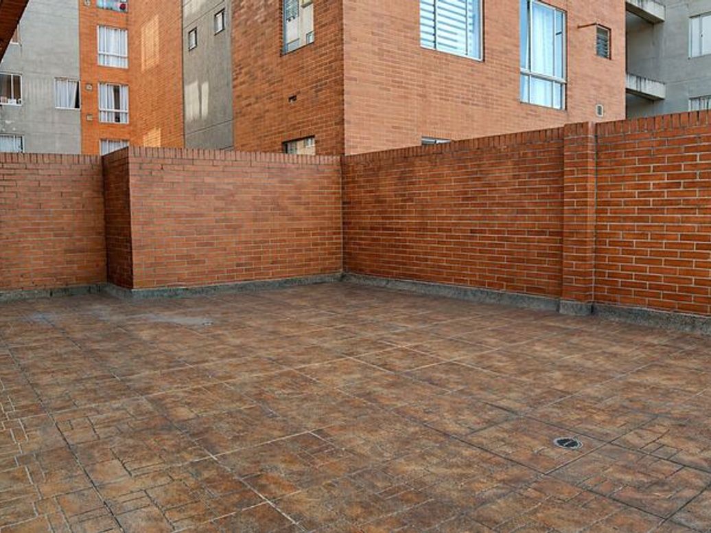 Apartamento de 3 alcobas en venta en Engativá, Bogotá, 85 m² · foto 11 de 14