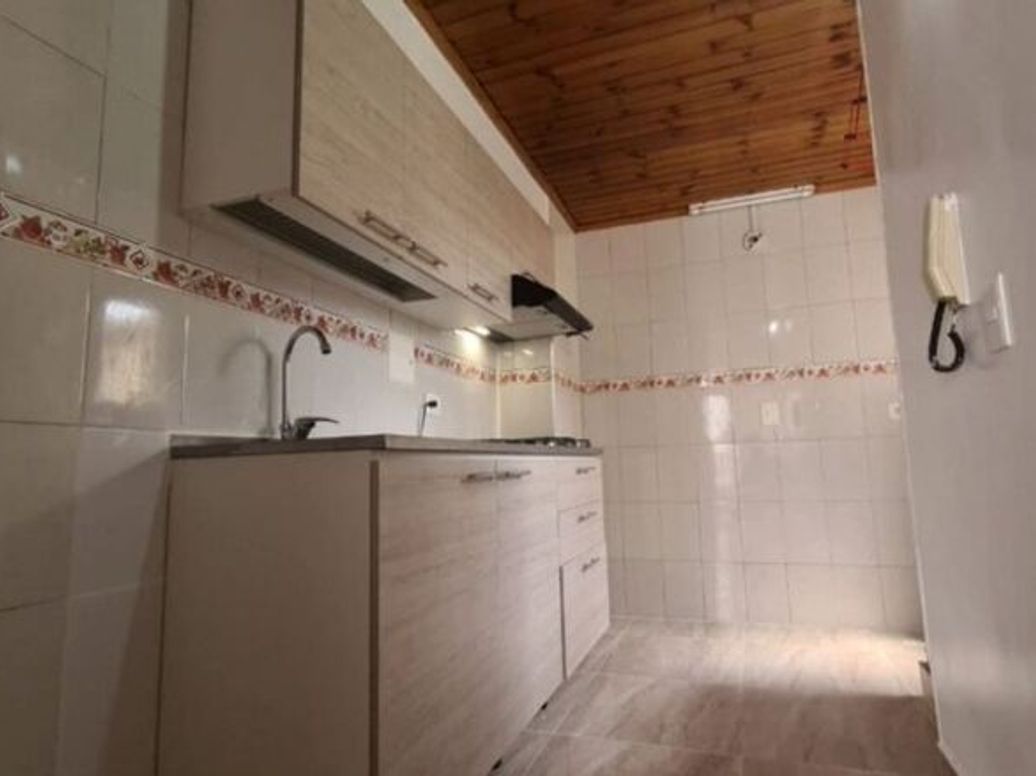 Apartamento de 3 alcobas en venta en Fontibón, Bogotá, 57 m² · foto 8 de 20
