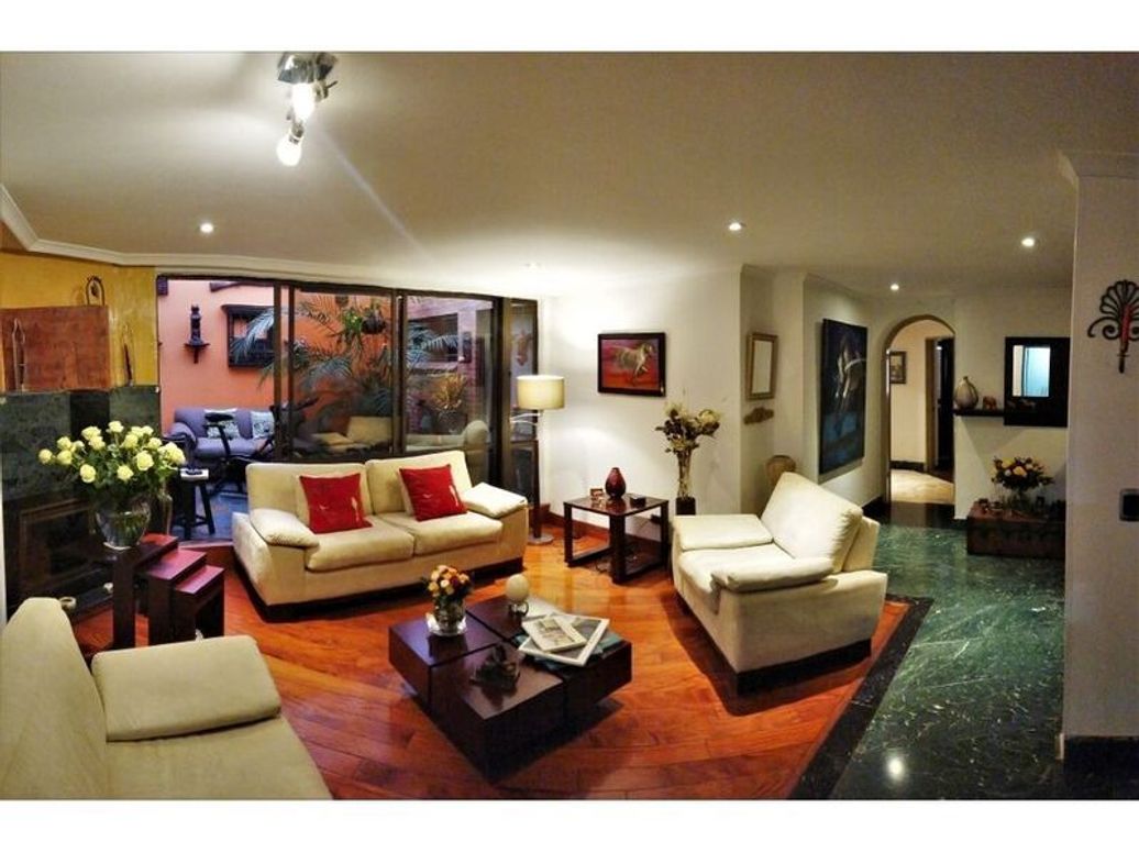 Apartamento en arriendo en Chicó Norte, Bogotá · foto 2 de 12