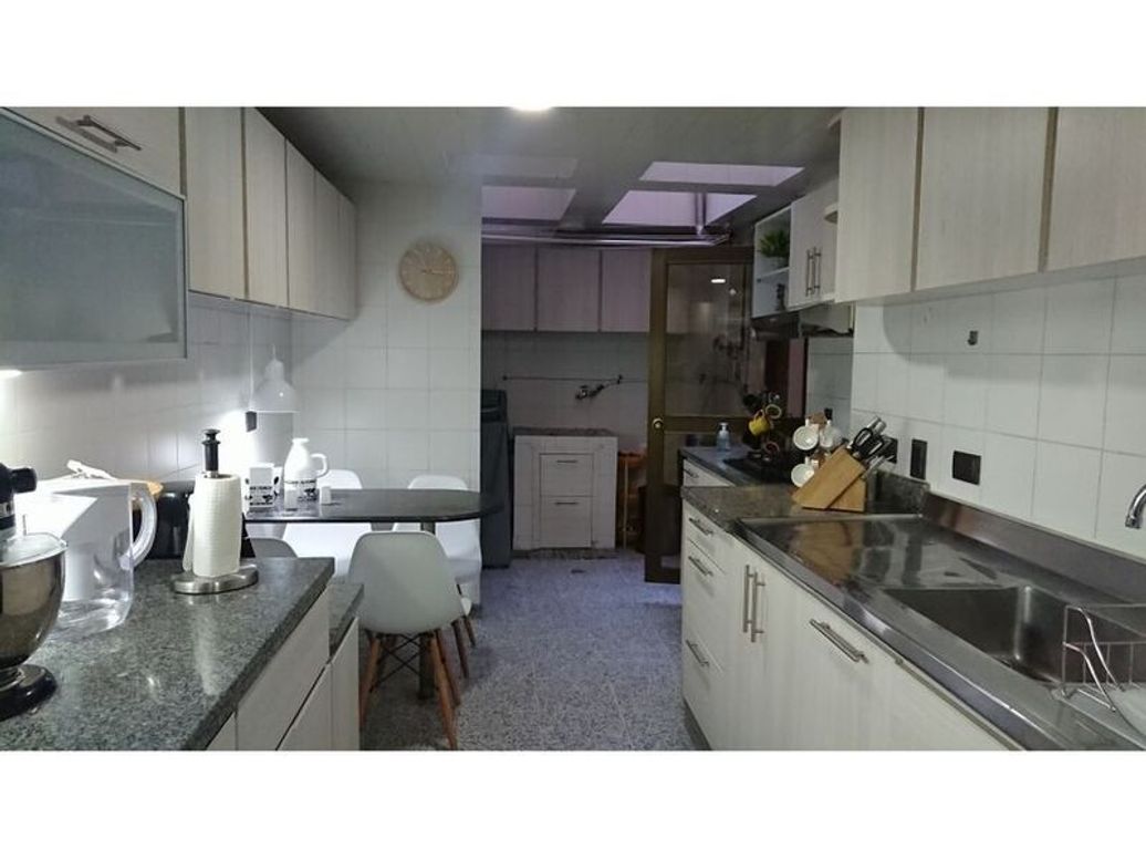 Apartamento en arriendo en Chicó Norte, Bogotá · foto 10 de 12