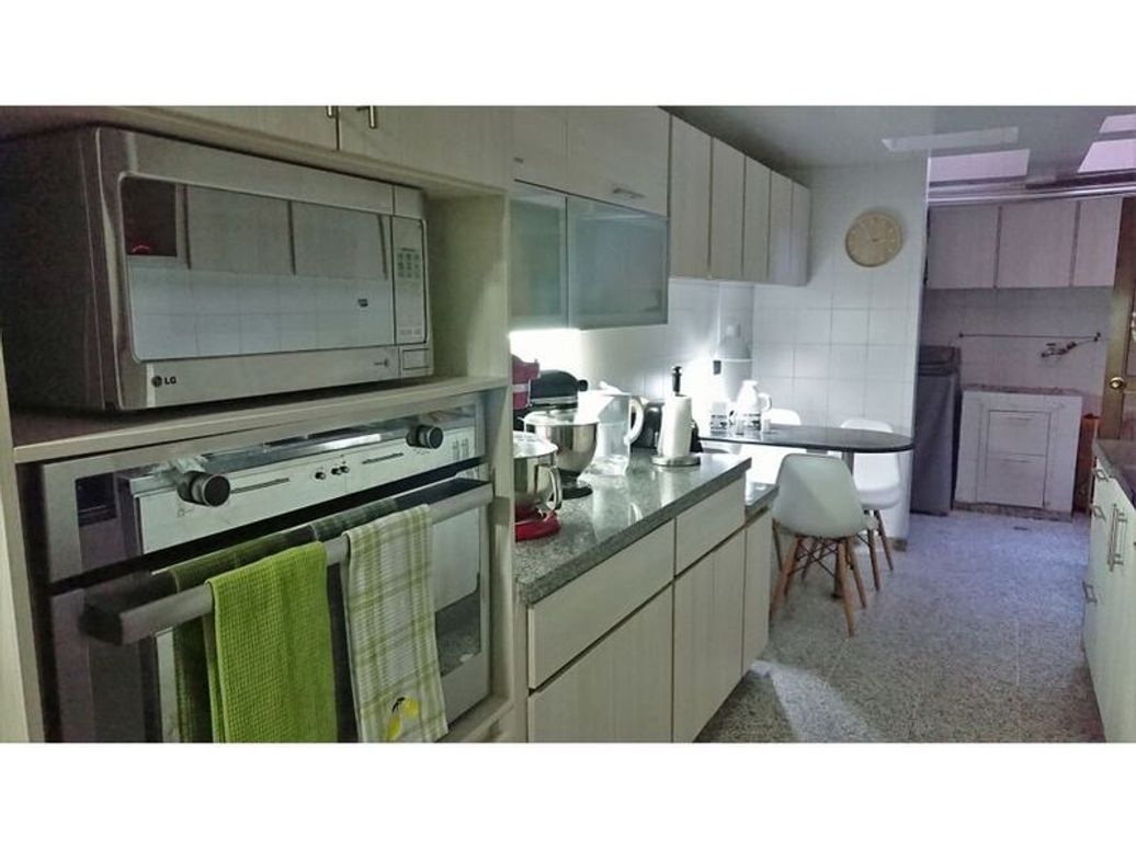 Apartamento en arriendo en Chicó Norte, Bogotá · foto 8 de 12