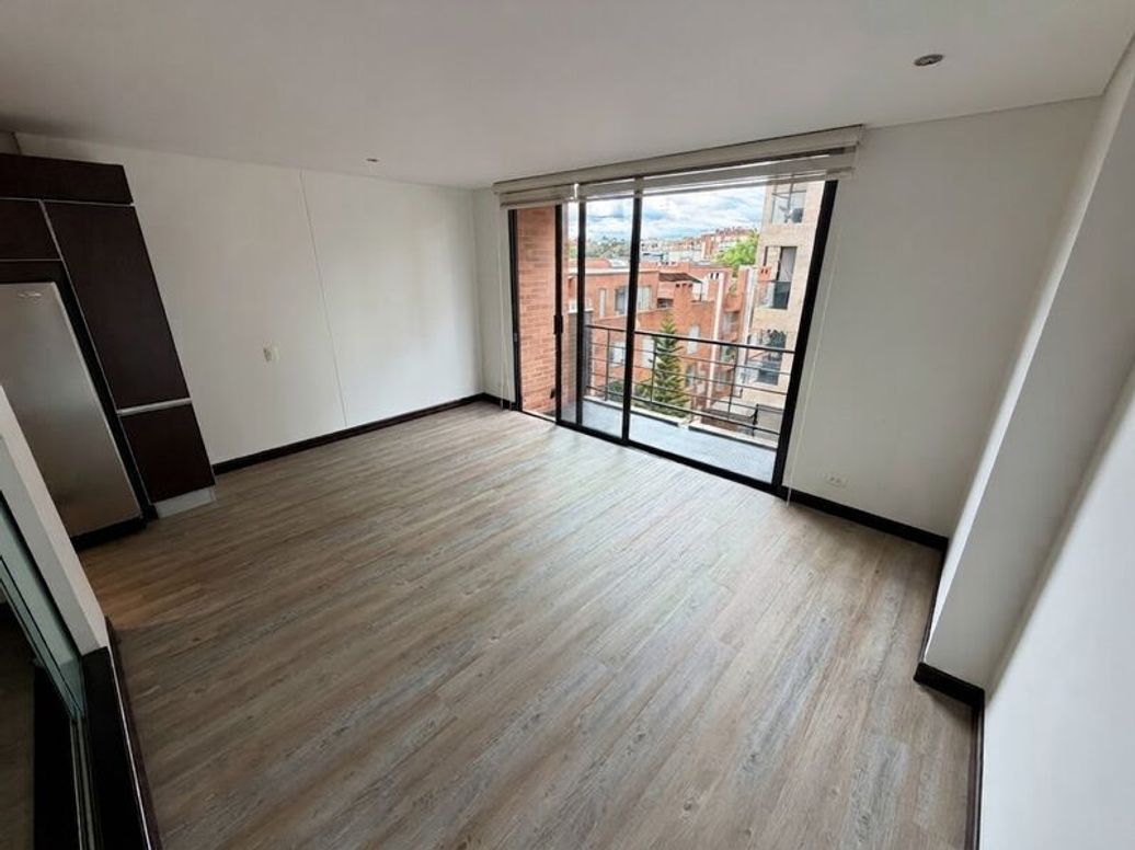 Apartaestudio en venta en Chicó Norte, Bogotá, 52 m² · foto 5 de 7