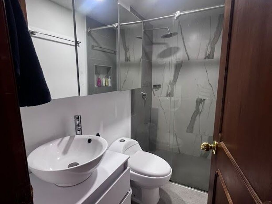 Casa de 4 alcobas en venta en Autopista Muzu, Bogotá, 151 m² · foto 6 de 9