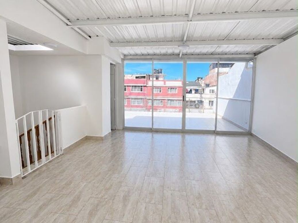 Casa de 4 alcobas en venta en Autopista Muzu, Bogotá, 151 m² · foto 8 de 9