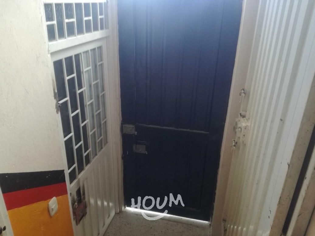Casa de 1 alcoba en venta en Villa Elisa, Bogotá, 300 m² · foto 3 de 20