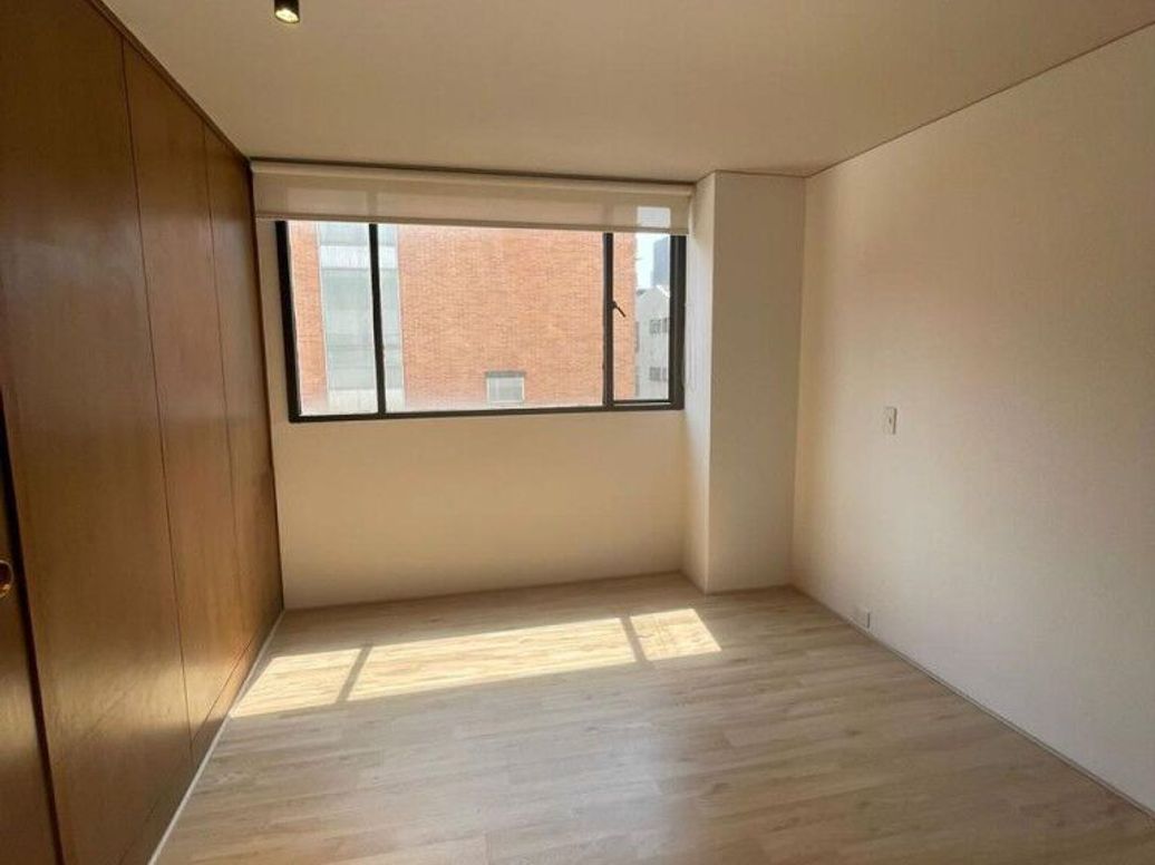 Apartamento de 2 alcobas en venta en Chicó Norte, Bogotá, 99 m² · foto 8 de 9