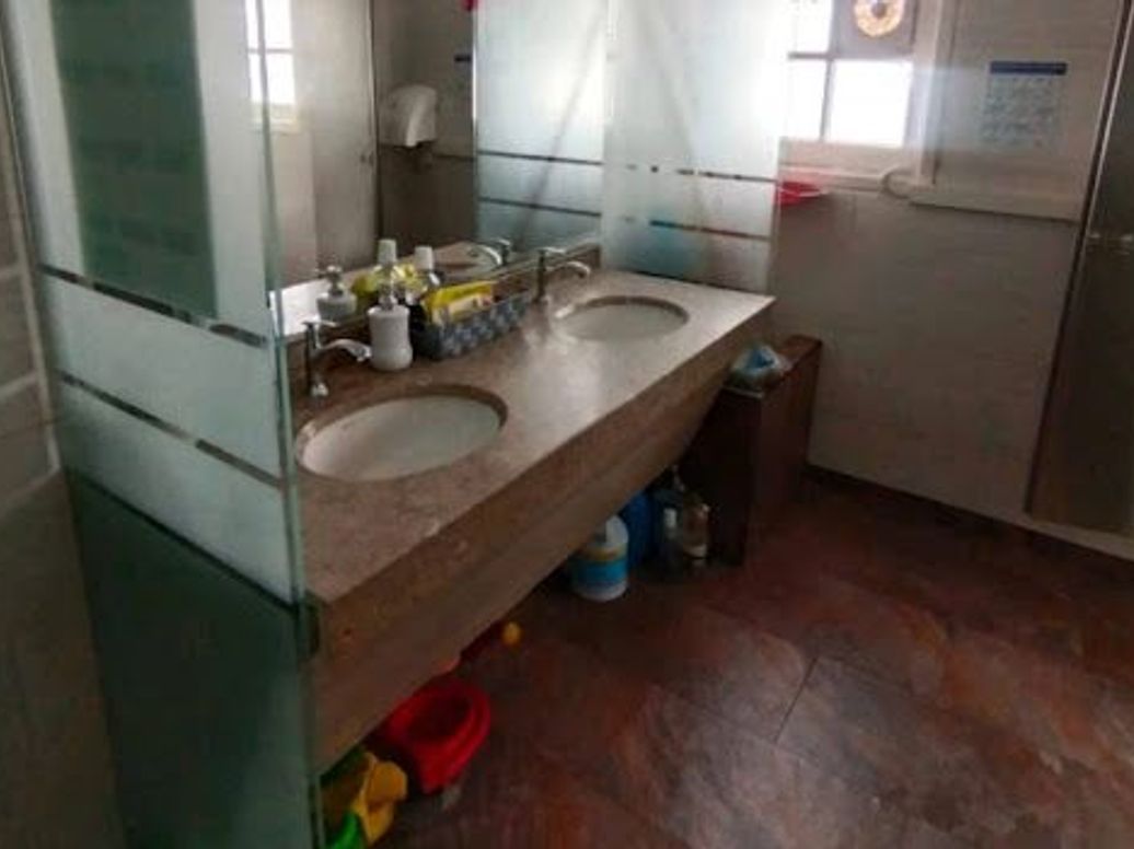Casa de 9 alcobas en venta en La Magdalena, Bogotá, 386 m² · foto 10 de 20
