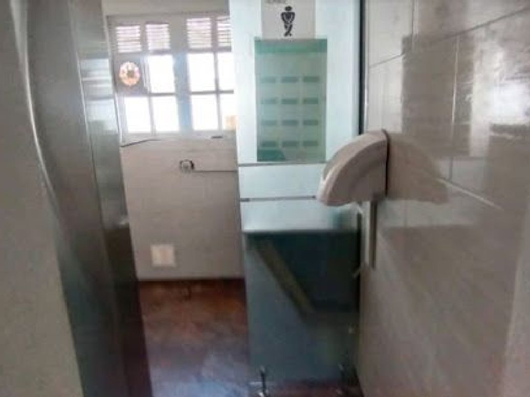 Casa de 9 alcobas en venta en La Magdalena, Bogotá, 386 m² · foto 11 de 20