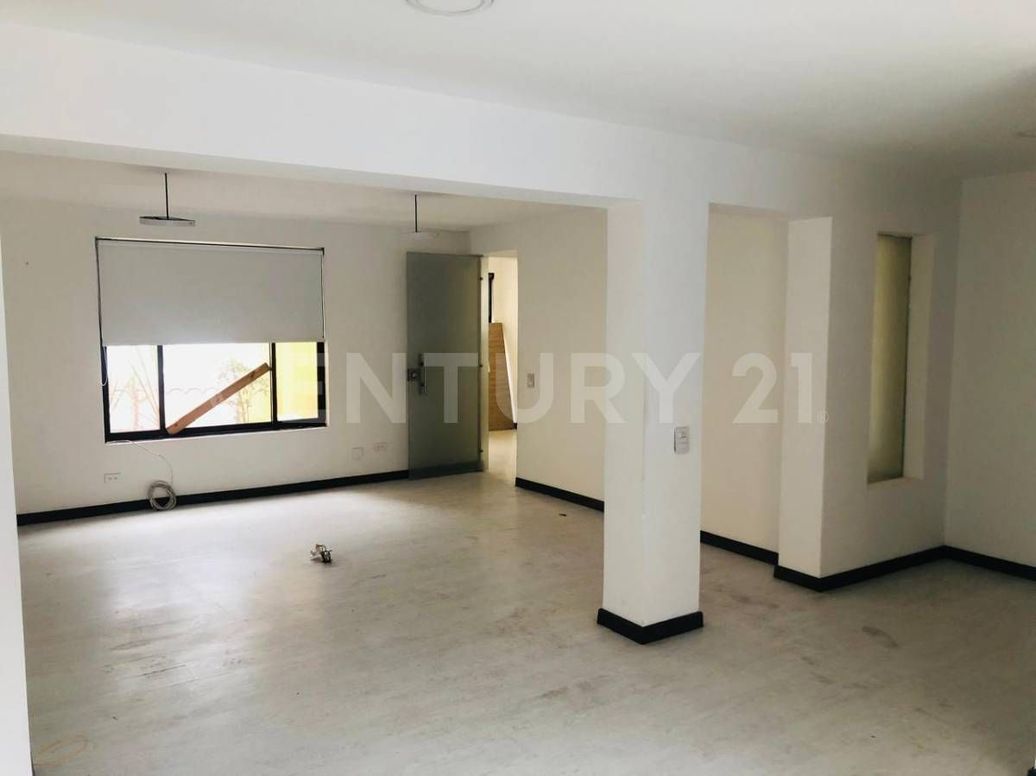 Casa de 3 alcobas en venta en Marly, Bogotá, 663 m² · foto 4 de 20