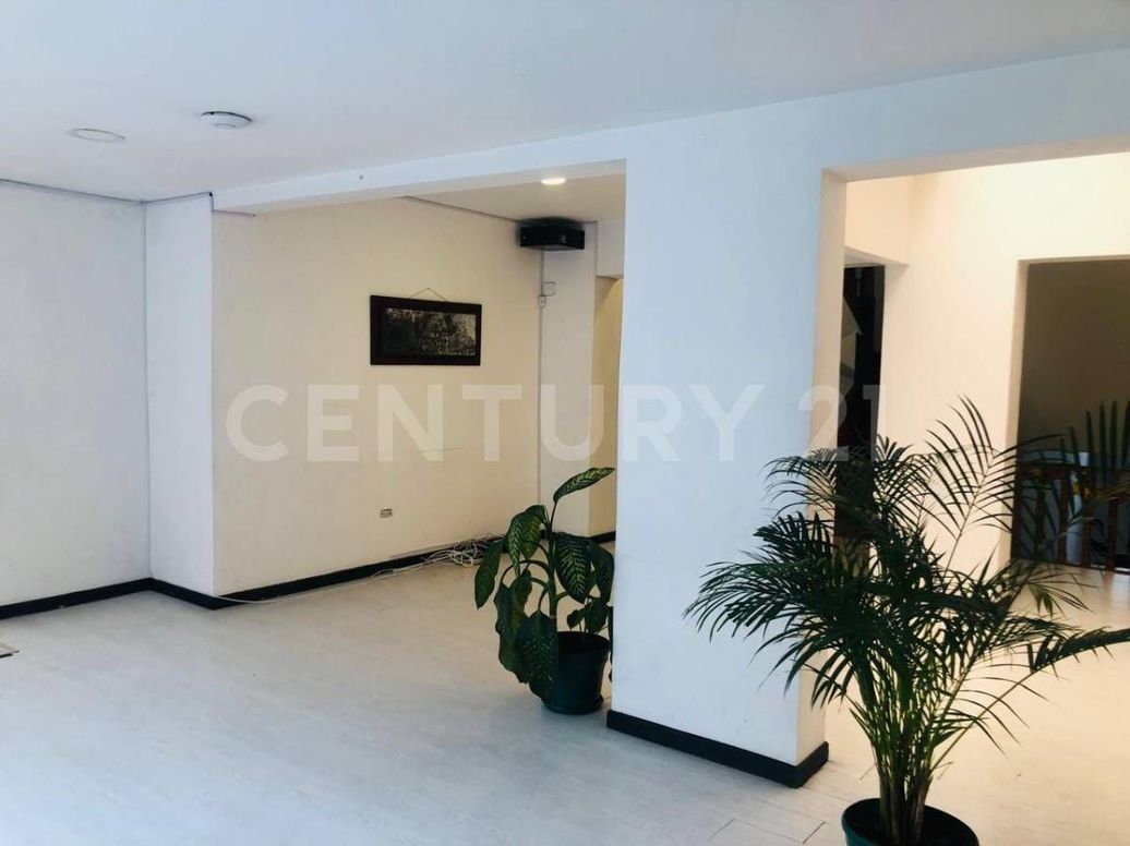 Casa de 3 alcobas en venta en Marly, Bogotá, 663 m² · foto 17 de 20