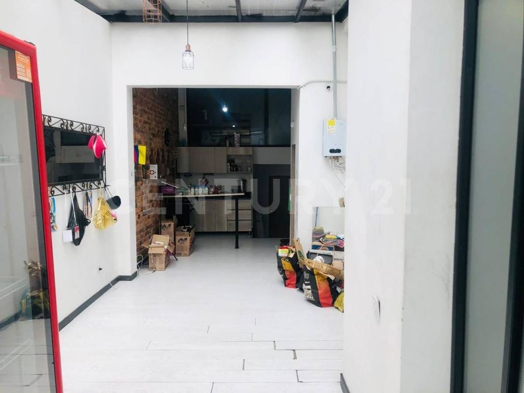 Casa de 3 alcobas en venta en Marly, Bogotá, 663 m² · foto 5 de 20