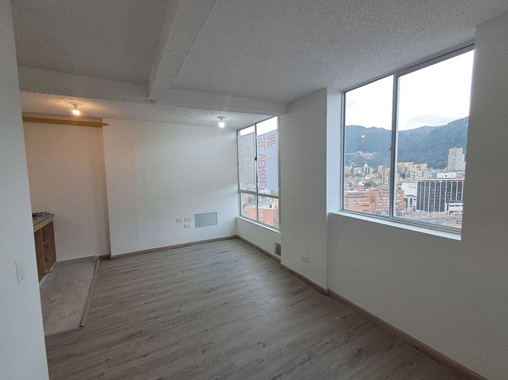Apartamento de 1 alcoba en venta en Usatama, Bogotá, 30 m² · foto 4 de 14
