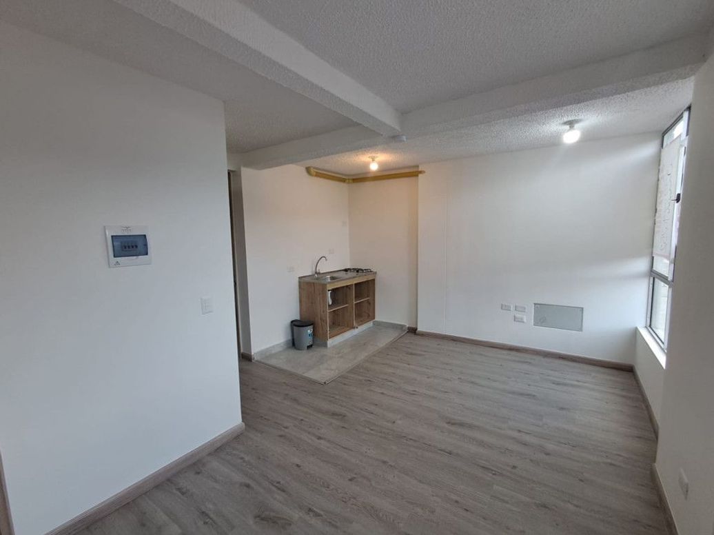 Apartamento de 1 alcoba en venta en Usatama, Bogotá, 30 m² · foto 7 de 14
