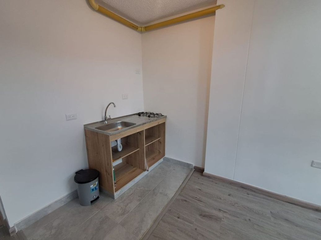 Apartamento de 1 alcoba en venta en Usatama, Bogotá, 30 m² · foto 8 de 14