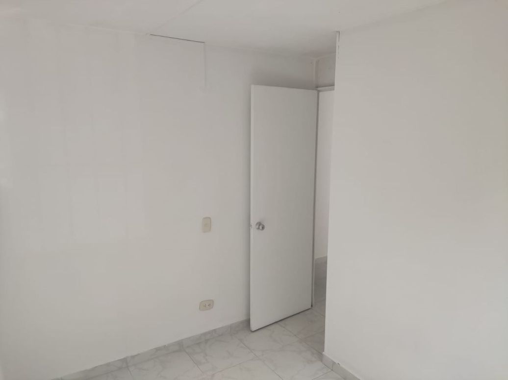 Apartamento de 2 alcobas en venta en Tibabuyes Universal, Bogotá, 43 m² · foto 5 de 20