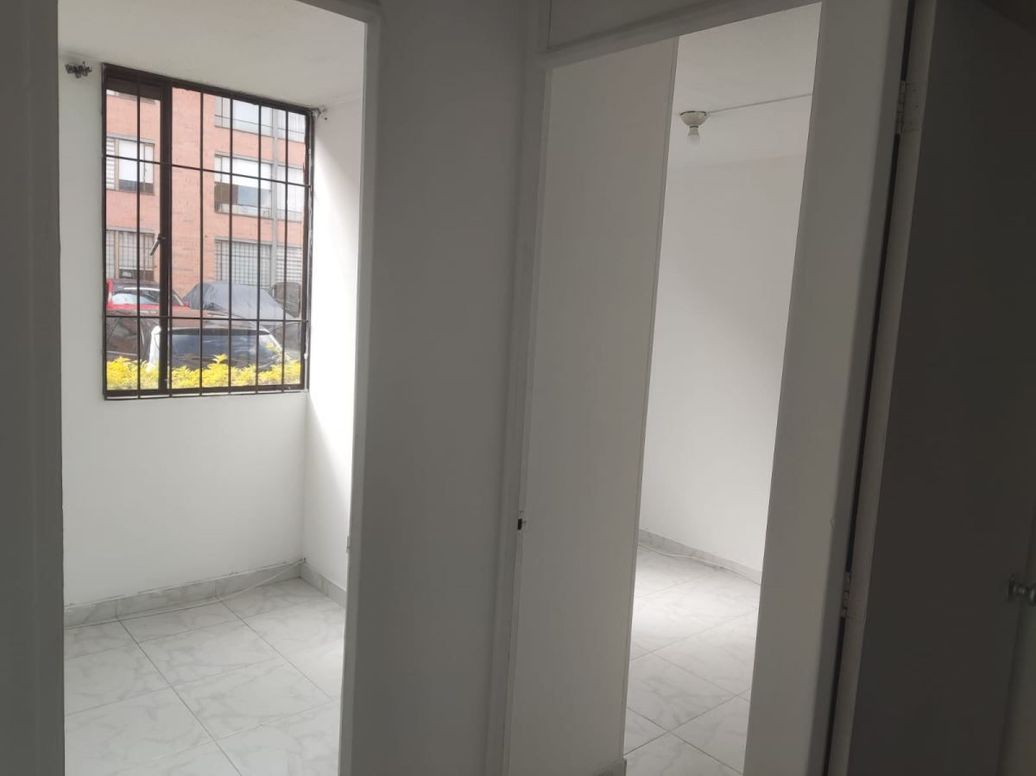 Apartamento de 2 alcobas en venta en Tibabuyes Universal, Bogotá, 43 m² · foto 16 de 20
