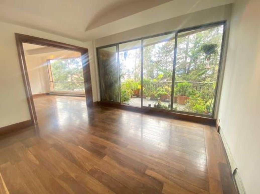 Apartamento de 4 alcobas en venta en Sotileza, Bogotá, 440 m² · foto 15 de 20