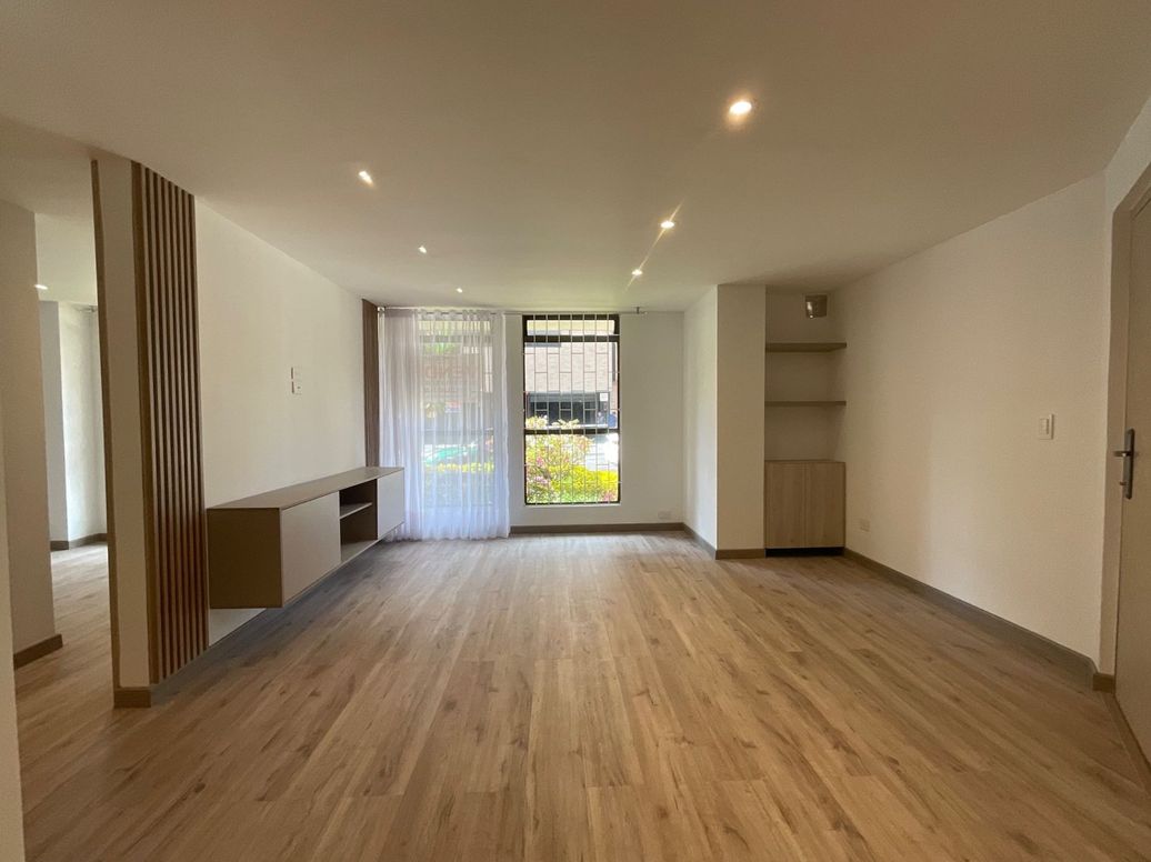 Apartamento de 2 alcobas en venta en Bella Suiza, Bogotá, 56 m² · foto 9 de 18