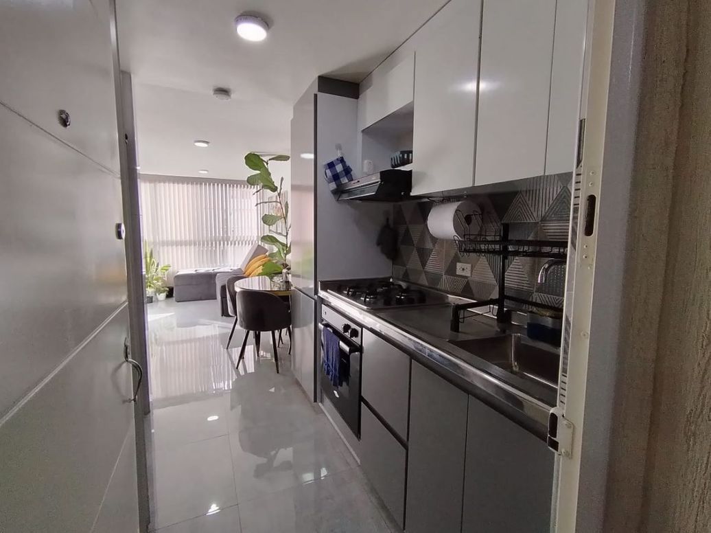 Apartamento de 2 alcobas en venta en Campo Alegre, Bogotá, 40 m² · foto 7 de 18