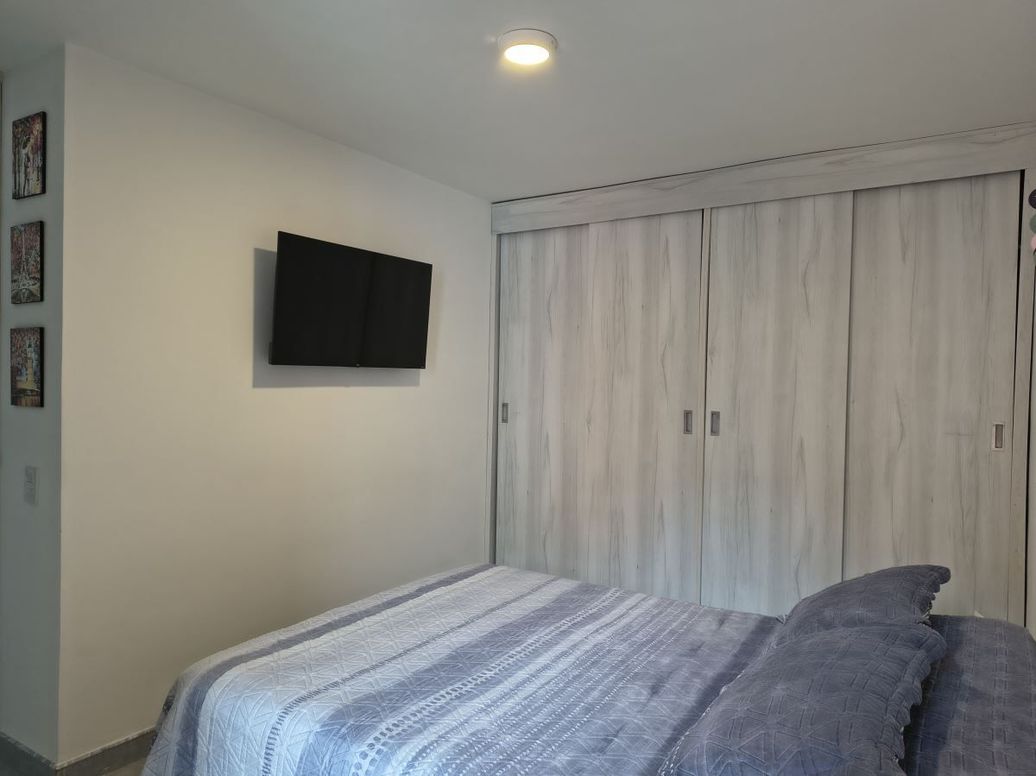 Apartamento de 2 alcobas en venta en Campo Alegre, Bogotá, 40 m² · foto 10 de 18