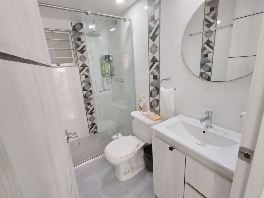 Apartamento de 2 alcobas en venta en Campo Alegre, Bogotá, 40 m² · foto 18 de 18