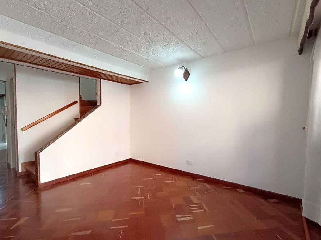 Casa de 3 alcobas en arriendo en San Cipriano, Bogotá, 101 m² · foto 2 de 20