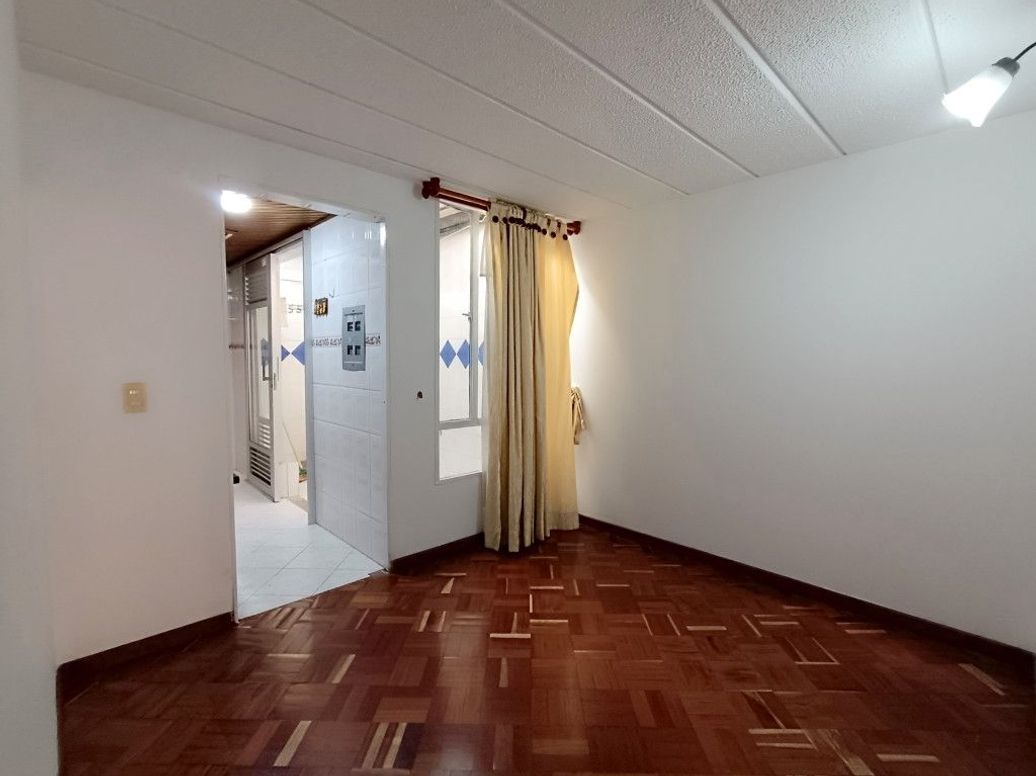 Casa de 3 alcobas en arriendo en San Cipriano, Bogotá, 101 m² · foto 4 de 20