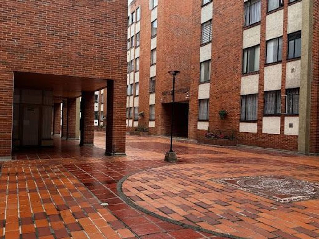 Apartamento de 3 alcobas en venta en Ciudad Salitre, Bogotá, 95 m² · foto 16 de 20