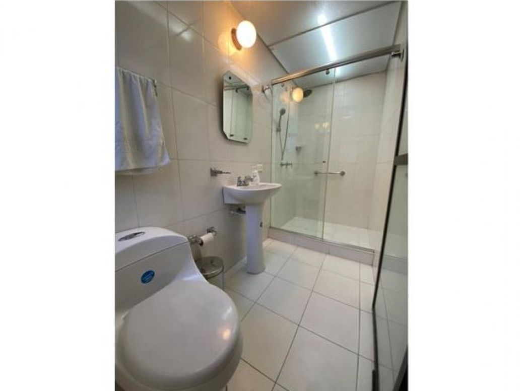 Casa de 3 alcobas en venta en San Luis, Bogotá, 315 m² · foto 8 de 20
