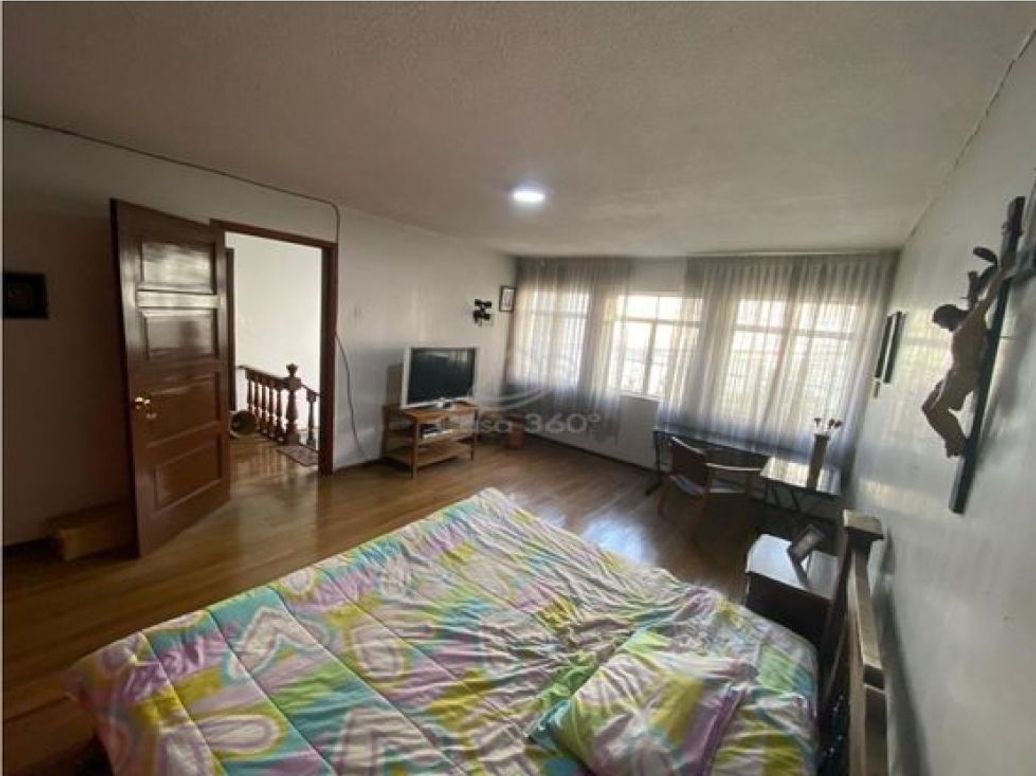 Casa de 3 alcobas en venta en San Luis, Bogotá, 315 m² · foto 18 de 20