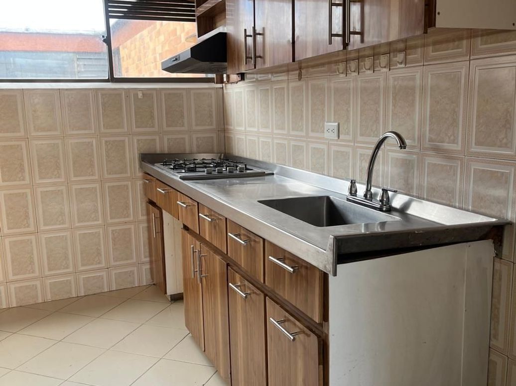 Apartamento de 4 alcobas en venta en Modelia Occidental, Bogotá, 68 m² · foto 7 de 11
