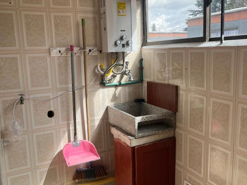 Apartamento de 4 alcobas en venta en Modelia Occidental, Bogotá, 68 m² · foto 8 de 11
