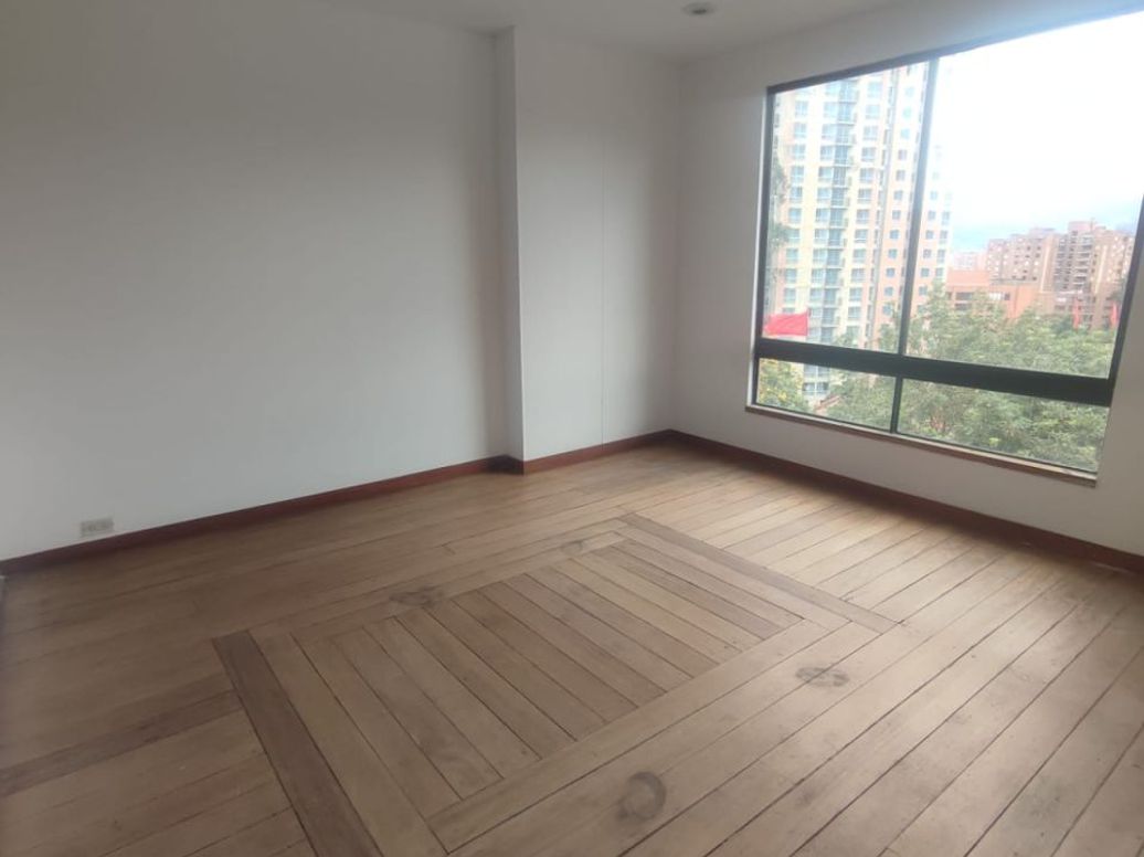 Apartamento de 3 alcobas en venta en Casa Blanca Suba, Bogotá, 152 m² · foto 7 de 19