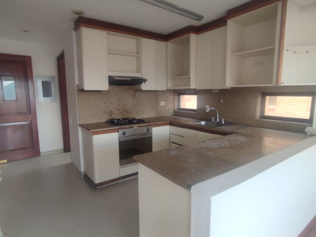 Apartamento de 3 alcobas en venta en Casa Blanca Suba, Bogotá, 152 m² · foto 6 de 19
