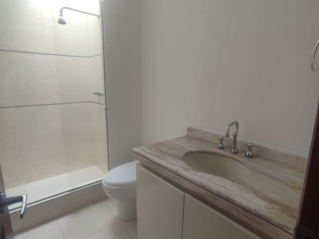 Apartamento de 3 alcobas en venta en Casa Blanca Suba, Bogotá, 152 m² · foto 17 de 19