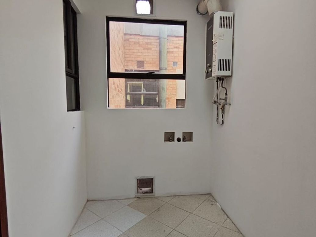 Apartamento de 3 alcobas en venta en Casa Blanca Suba, Bogotá, 152 m² · foto 15 de 19