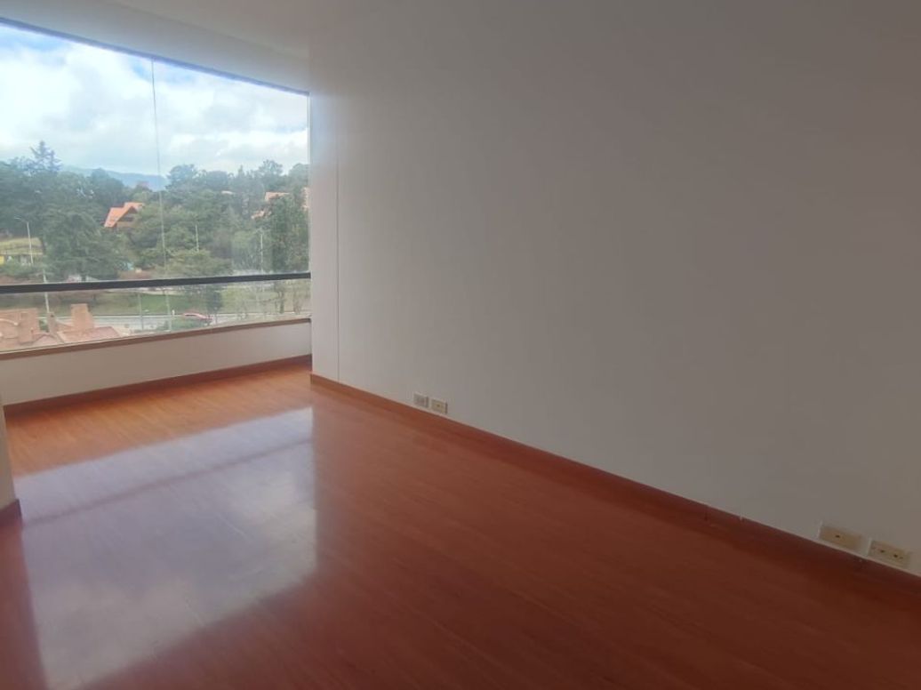 Apartamento de 3 alcobas en venta en Casa Blanca Suba, Bogotá, 152 m² · foto 4 de 19