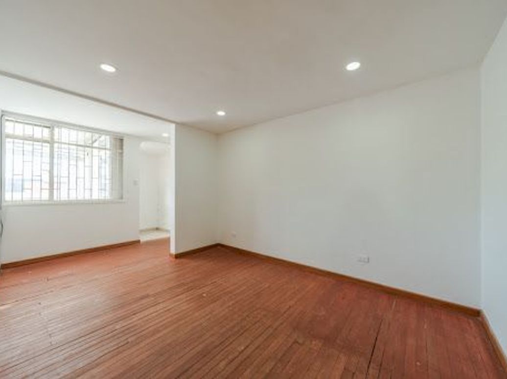 Casa de 18 alcobas en arriendo en La Soledad, Bogotá, 450 m² · foto 13 de 20