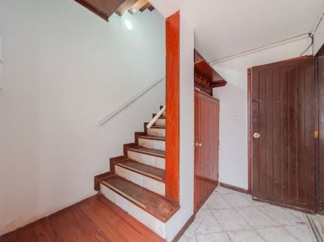 Casa de 18 alcobas en arriendo en La Soledad, Bogotá, 450 m² · foto 2 de 20