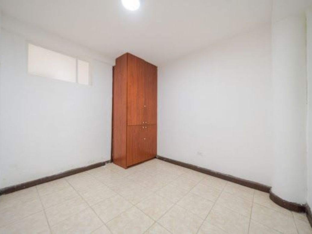 Casa de 18 alcobas en arriendo en La Soledad, Bogotá, 450 m² · foto 8 de 20