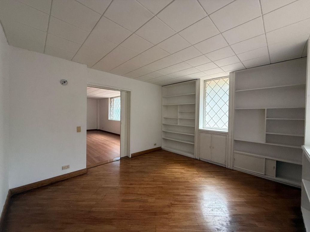 Apartamento de 3 alcobas en venta en Chico, Bogotá, 230 m² · foto 6 de 20