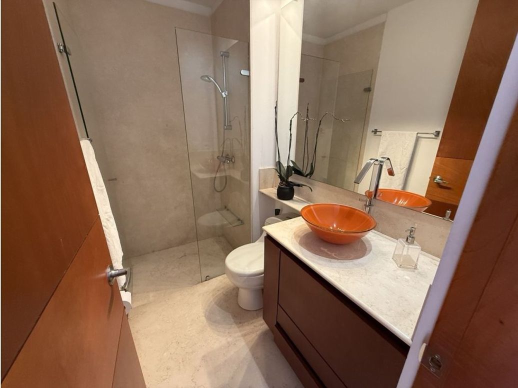 Apartamento de 3 alcobas en venta en Colinas De Suba, Bogotá, 221 m² · foto 3 de 20