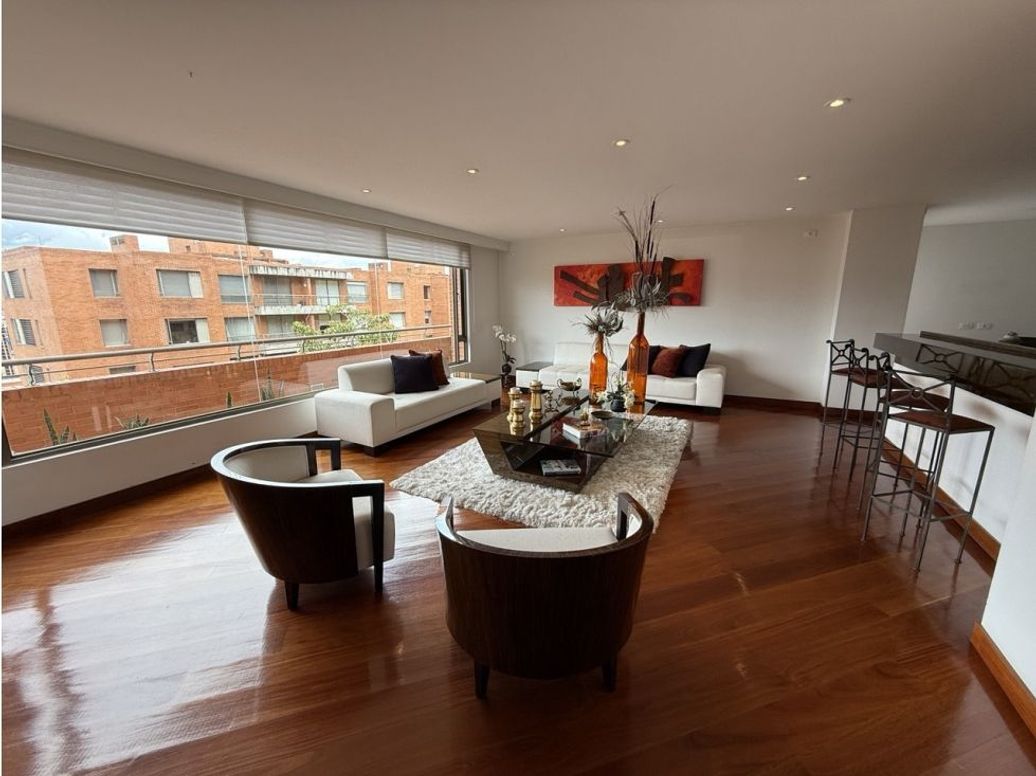Apartamento de 3 alcobas en venta en Colinas De Suba, Bogotá, 221 m² · foto 10 de 20