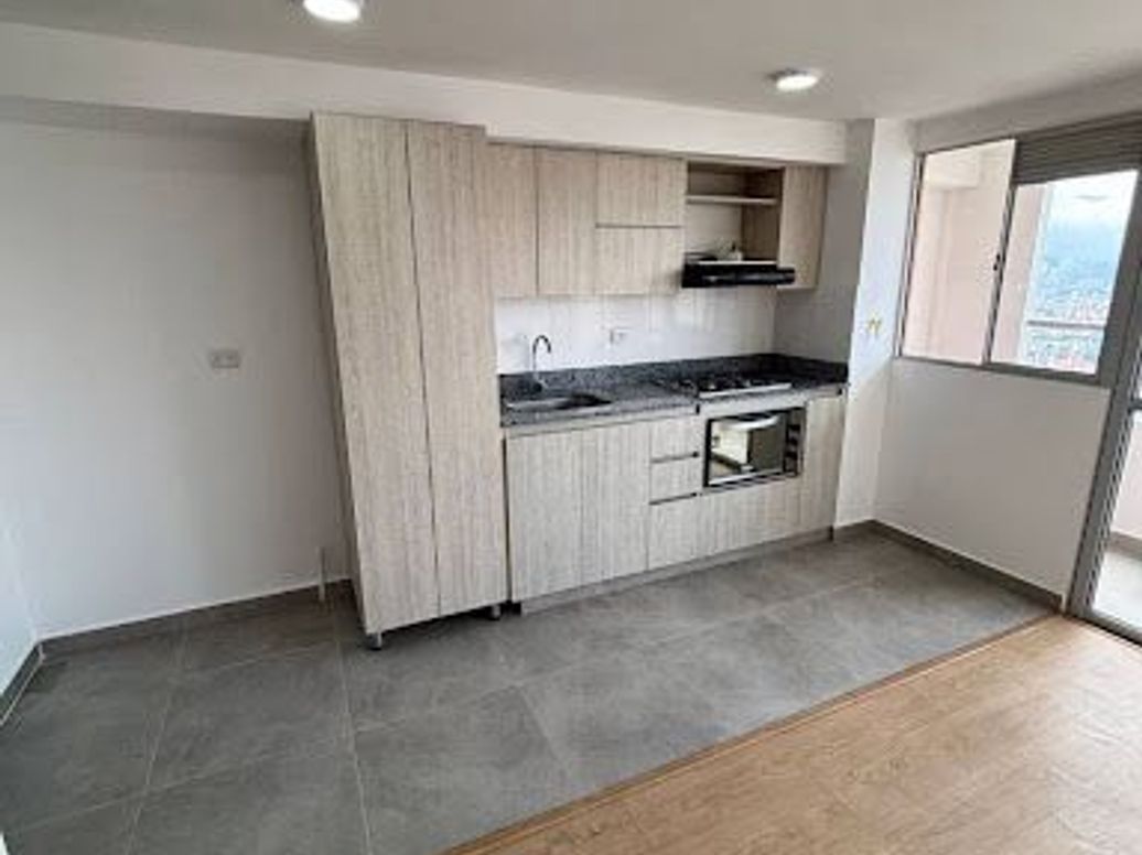 ARRIENDO de APARTAMENTO en CALASANZ, Medellín en Blanquizal