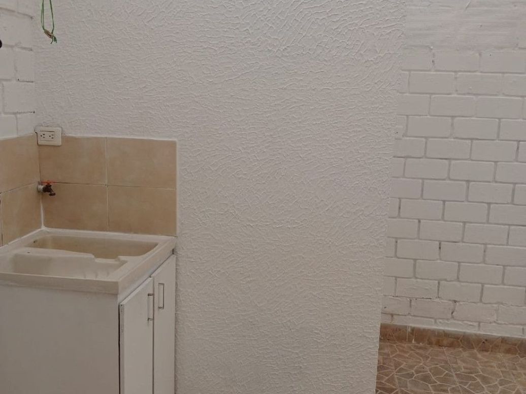 Casa de 3 alcobas en venta en Villas Del Madrigal, Bogotá, 82 m² · foto 13 de 18