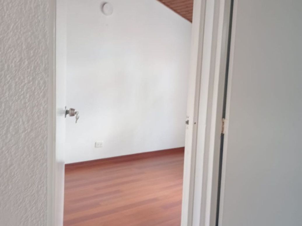 Casa de 3 alcobas en venta en Villas Del Madrigal, Bogotá, 82 m² · foto 10 de 18